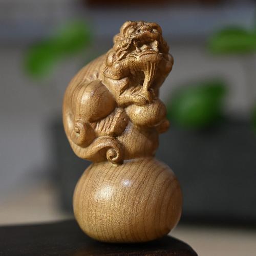 件金丝楠木雕刻荷叶茶壶男士文玩手把件随身盘玩小物件木制工艺品￥45